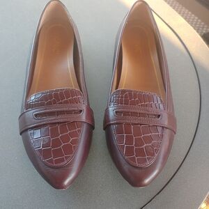 Vionic Savannah Dark Brown Croc-Embossed Loafers 9